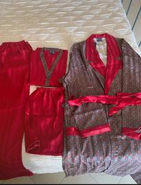 Pigiama e vestaglia da uomo con valigetta