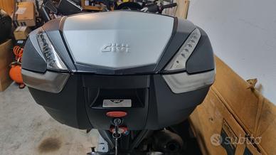 bauletto top case Givi v47 