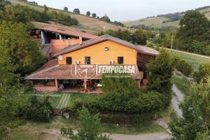 Villa a Schiera a Valsamoggia 4 locali