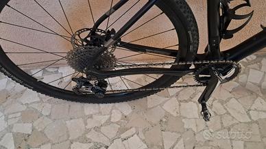 Bici Fuji Gravel Carbon