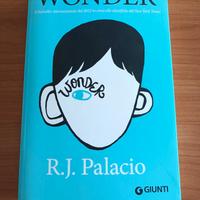 Libro di R J Palacio "Wonder" 