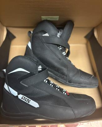 Scarponcino moto IXS