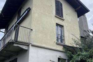 Immobile in asta di 256 m² con 3 locali a Luino