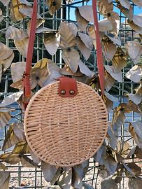 Borsa elegante rotonda in paglia