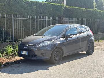 Ford fiesta 1.2 benzina