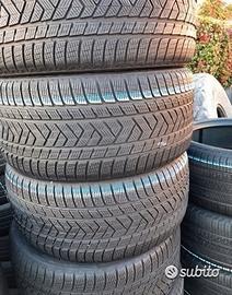 4 gomme invernali 265 40 22 Pirelli usate