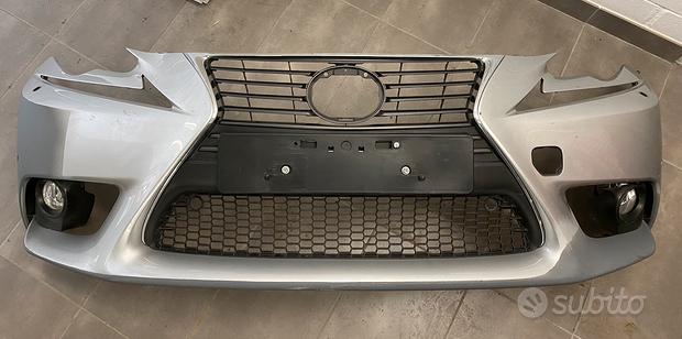 Paraurti anteriore Lexus IS 300h