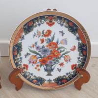 Piatto decorativo in porcellana giapponese