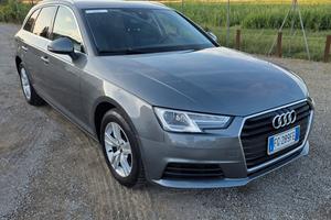Audi A4 2.0 TDI 150 CV ultra Business Sport