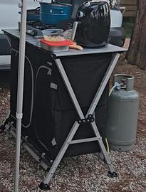 Mobiletto da campeggio