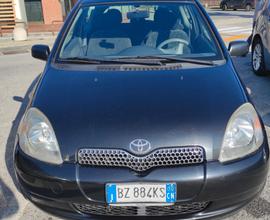 TOYOTA Yaris - 2002