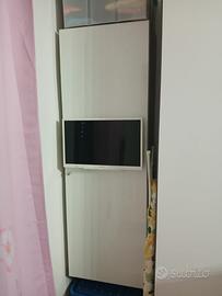 Mobile lavcato bianco con TV