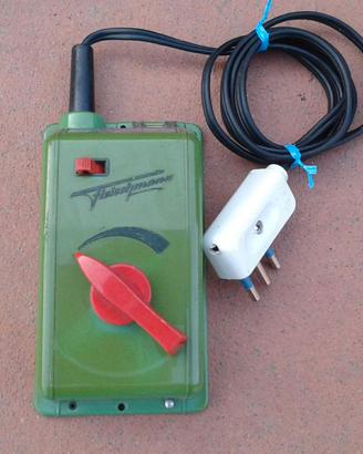 Alimentatore-Regolatore per Trenini elettrici.