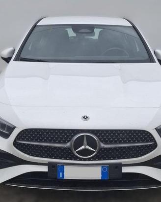 Mercedes Classe A250e HYBRID PLUG IN AMG LINE