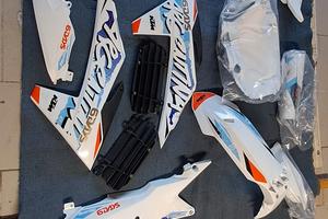 plastiche ktm six days 