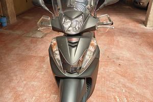 Honda SH300 sport