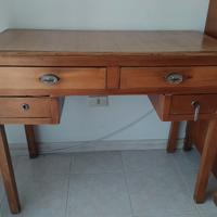 Scrivania vintage usata