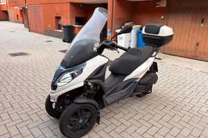 PIAGGIO MP3 - 300 ABS HPE