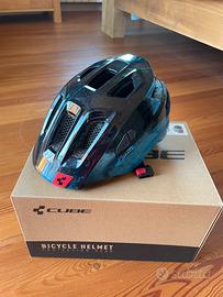 Casco Bimbo CUBE