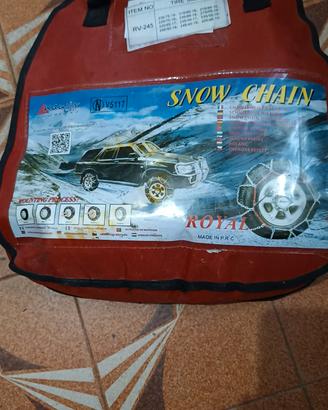 catena da neve fuoristrada. Royal
