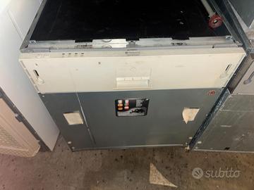 Lavastoviglie Hotpoint/ARISTON, 14 Cop, Classe A++