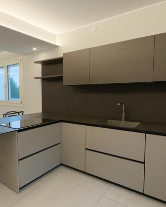 Cucina top di gamma Cappellini: 9 metri lineari 🔝