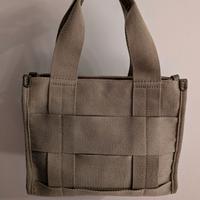 Borsa a mano o tracolla