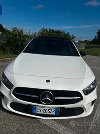 Mercedes classe a 200d nightedition allestimento