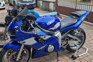 Yamaha R6 1999