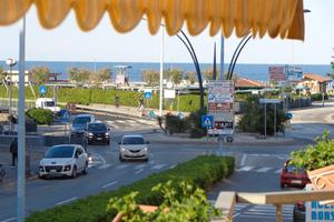 Appartamento vista mare + servizio spiaggia + bici
