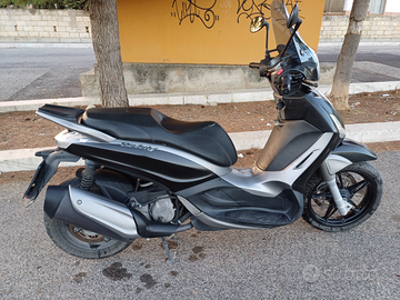 Beverly 350 sport touring