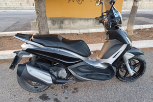 Beverly 350 sport touring