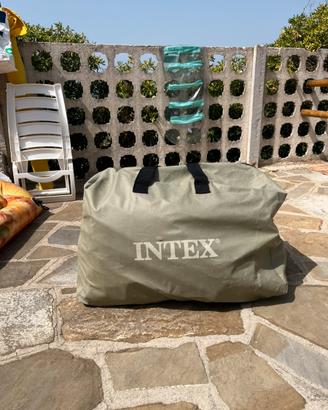 Canoa intex gonfiabile