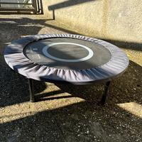 Trampolino elastico