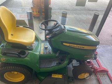 JOHN DEERE X540