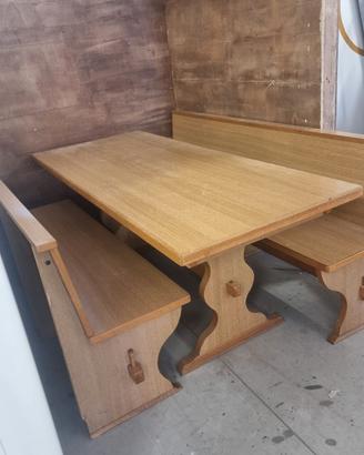 Tavolo + panche in legno massiccio
