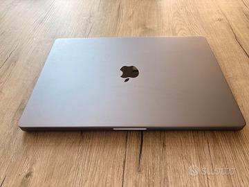MacBook Pro 16 M2 32GB 1TB