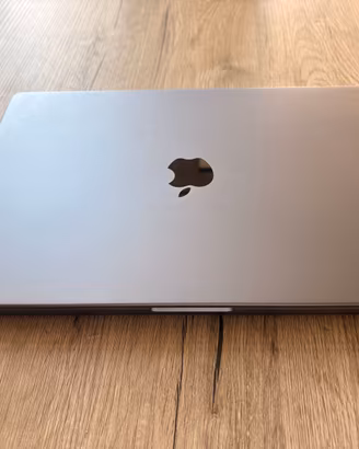 MacBook Pro 16 M2 32GB 1TB