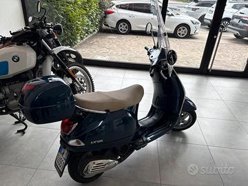 VESPA LX125