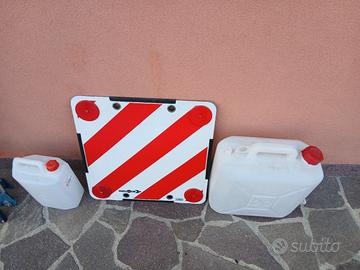 Cartello carichi e taniche