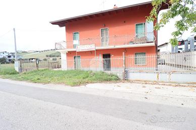 4 LOCALI A SANT'OMERO