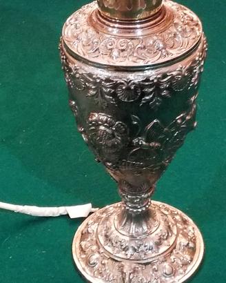 Lampada da tavolo in stile "Lume a Petrolio" in me