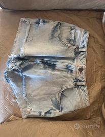 Pantaloncino di jeans chiaro ZUIKI