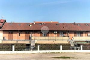 4 LOCALI A BORGARO TORINESE