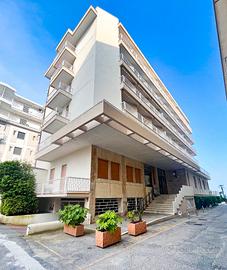 Appartamento LATO mare- Zona P.MARCONI/01.05-30.05