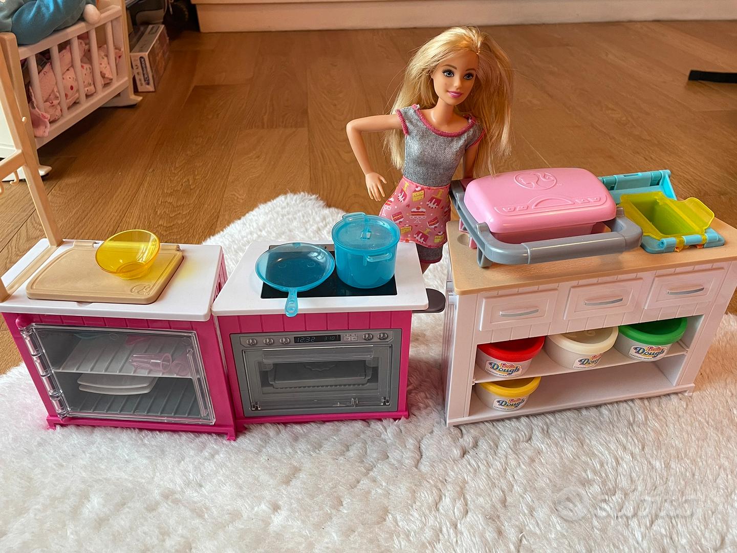 Barbie casa cheap componibile con bambola