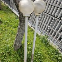 Lampioncini da giardino con sfere in vetro