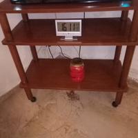 tavolo con ruote  in legno
