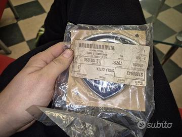 Fregio - Logo NUOVO Per Lancia Delta 2010