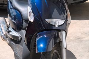 Aprilia Scarabeo 500 light 